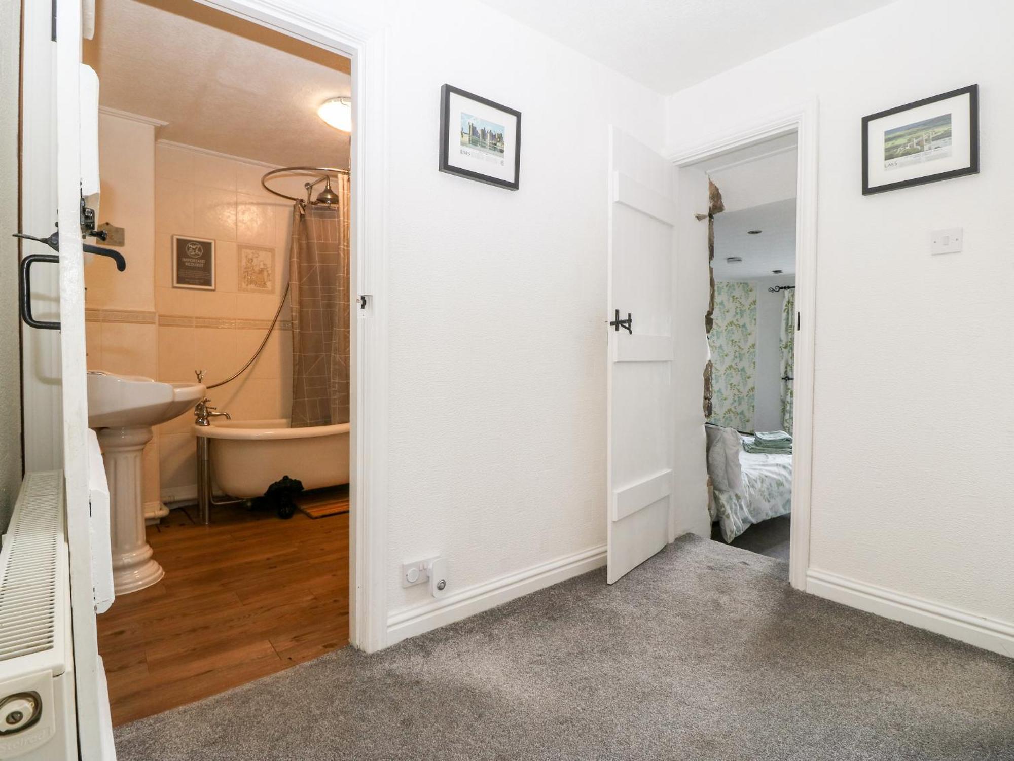 Platform 13 Railway Holiday home Llandudno Junction